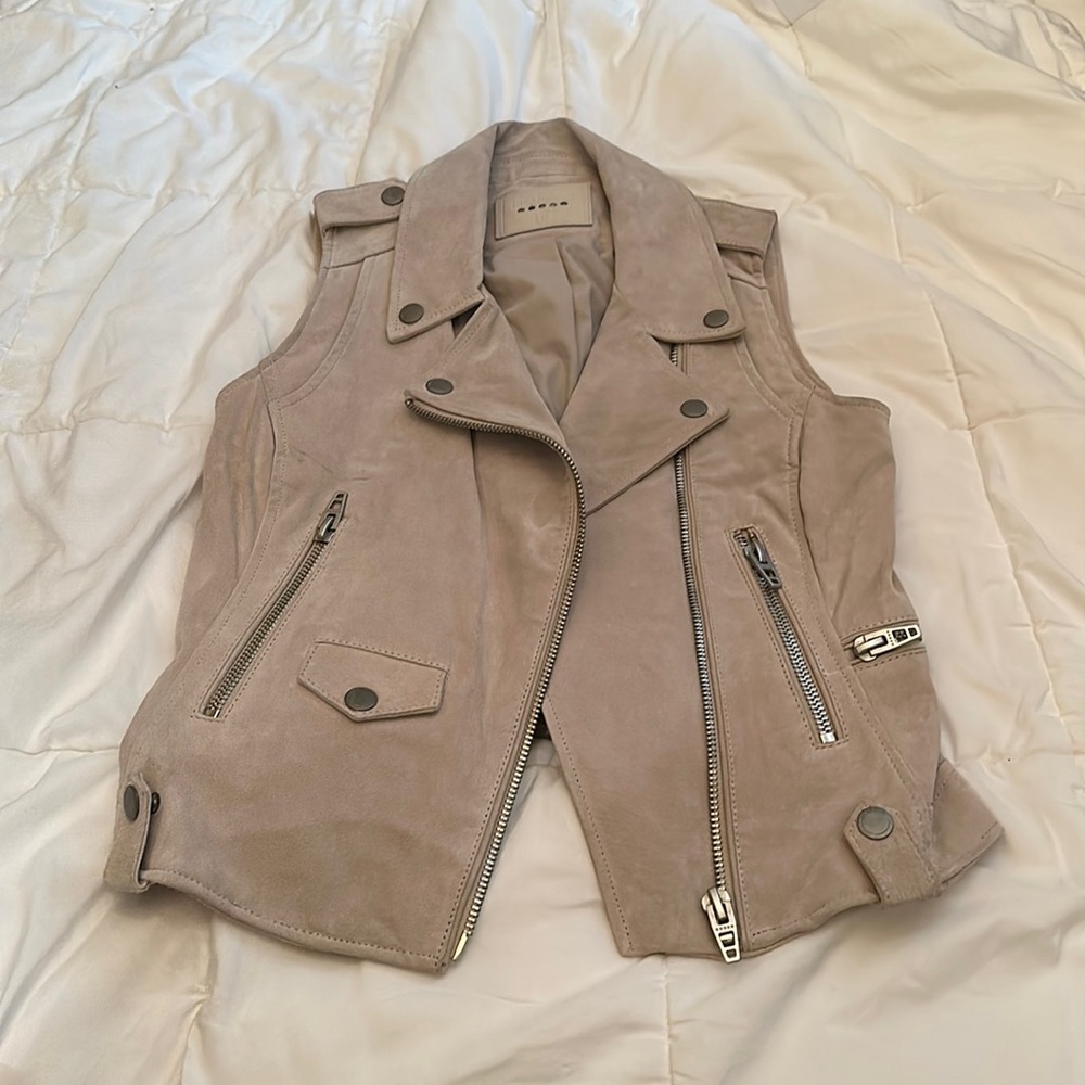 Beige Sleeveless Women's Jacket